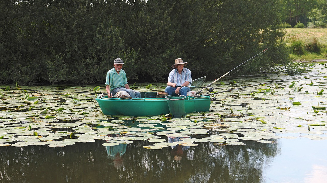 https://www.lodace.fr/wp-content/uploads/2020/07/barque-de-peche.jpg