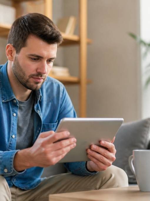 Journaux numériques gratuits : où les lire en ligne au quotidien