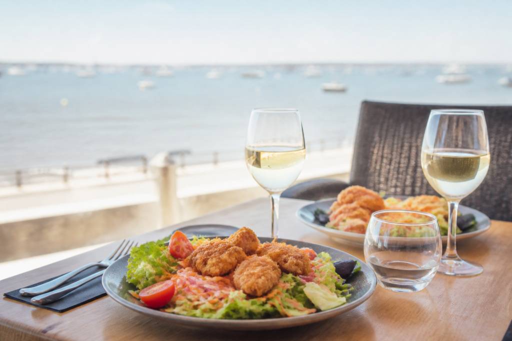 Restaurant pas cher à Arcachon : où manger sans se ruiner ?