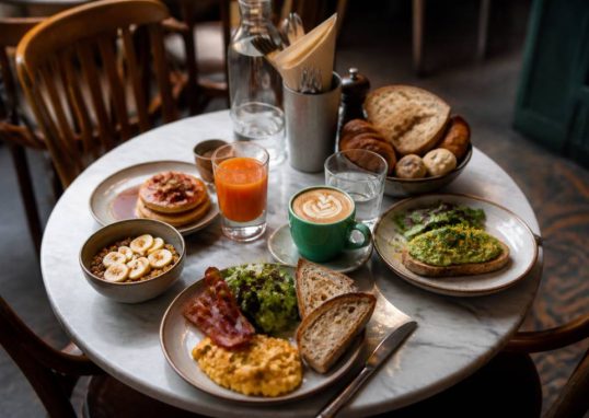 Brunch Balthazar Rennes : les meilleures adresses pour se régaler le week-end