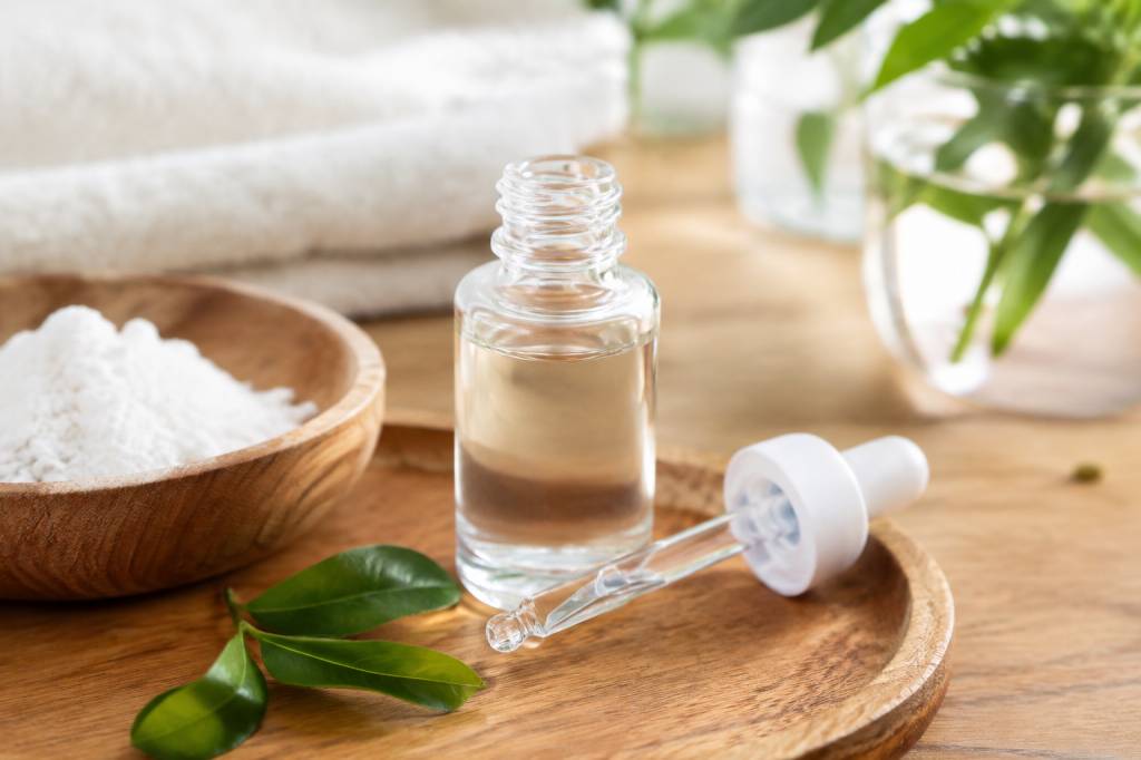 Acide hyaluronique Aroma Zone : que choisir ?