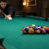 Découvrir le 8 ball billiards et ses règles essentielles